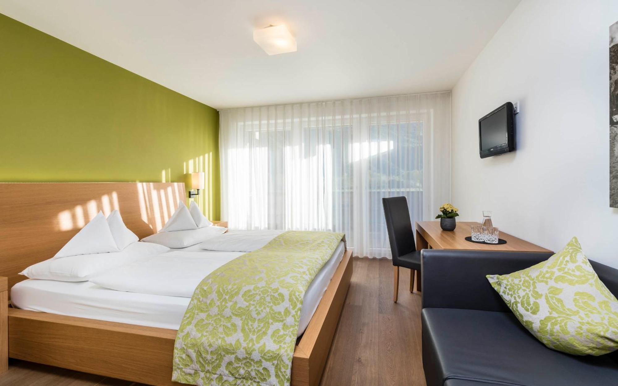 Vinschgerhof Hotell Silandro Eksteriør bilde